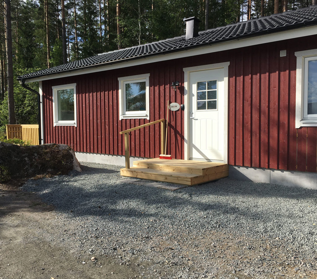 Eken 6 bäddsstuga med två sovrum 800 kr/natt - Jönköping - Hok - Camping -Natur